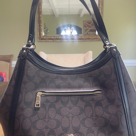 Coach Black and Brown Signature Shoulder Bag - Picture 3 of 16